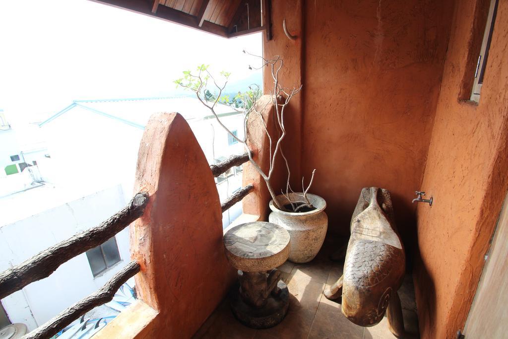 Jialeshuel Surf House B&B Manzhou ภายนอก รูปภาพ